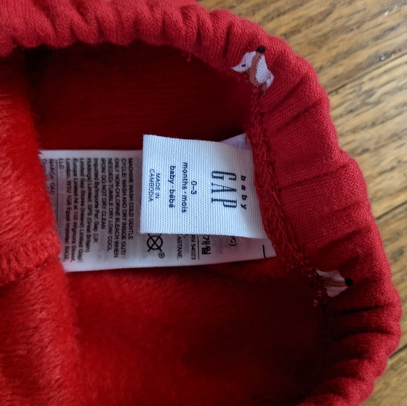 ☁️ 5/$20 Gap Reindeer Pants 0-3 M - Picture 3 of 3